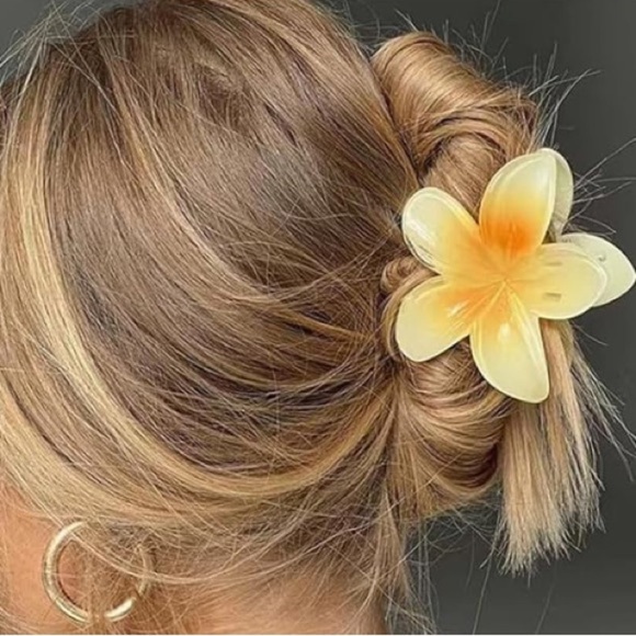 Flower claw hair clips (6) pieces Brand new colorful and cute - Picture 3 of 3